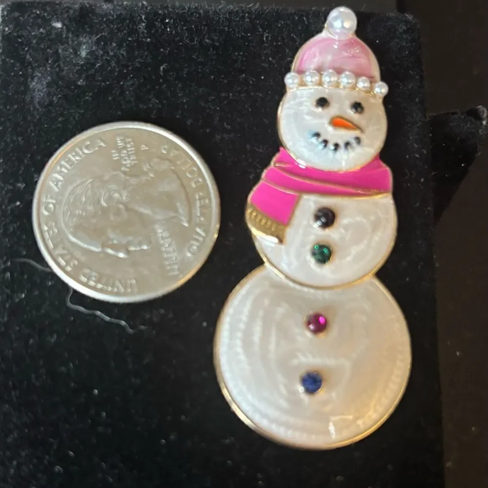 NEW Pink Pearl Stud Snow Woman Earrings NWOT